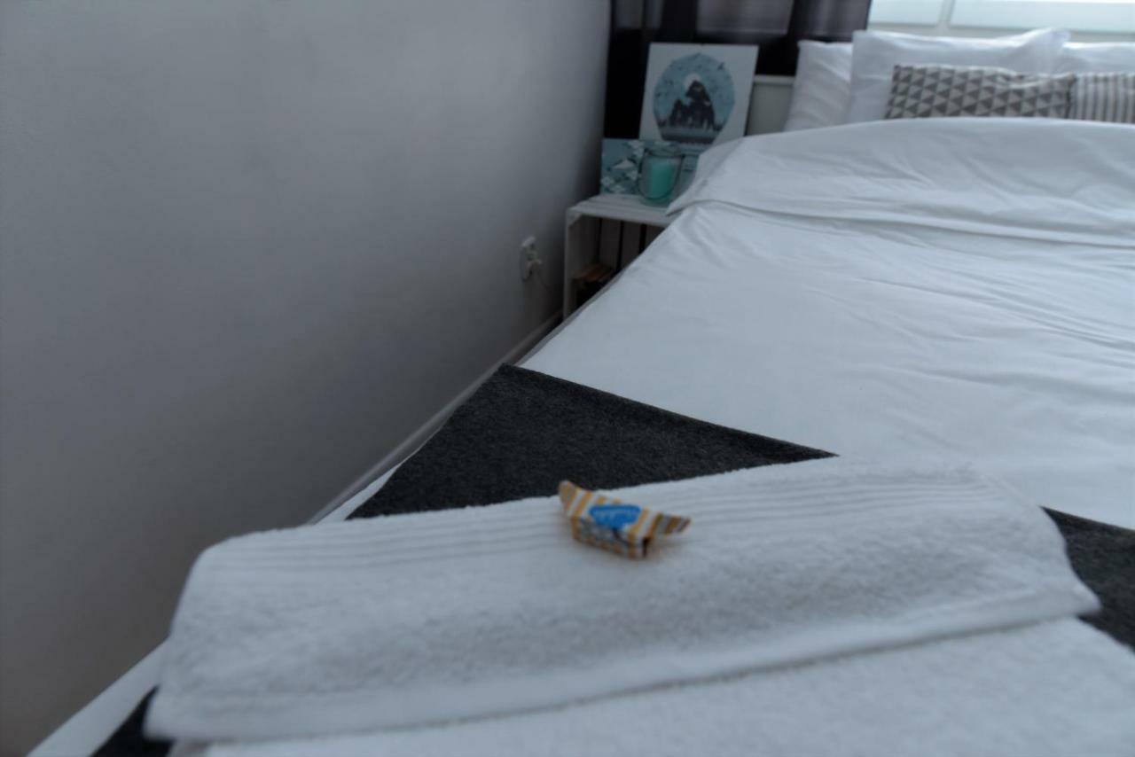 Hello Warsaw! Calm Artistic City Center Apartment ภายนอก รูปภาพ