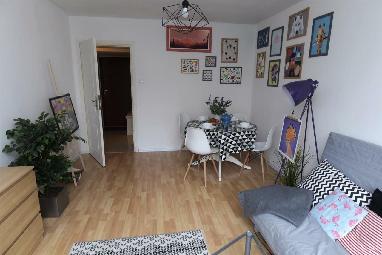 Hello Warsaw! Calm Artistic City Center Apartment ภายนอก รูปภาพ