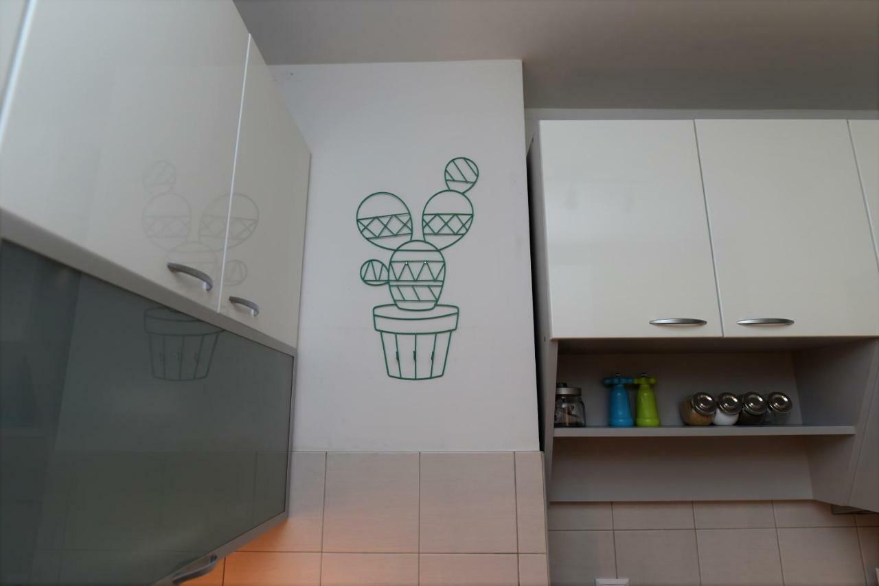 Hello Warsaw! Calm Artistic City Center Apartment ภายนอก รูปภาพ